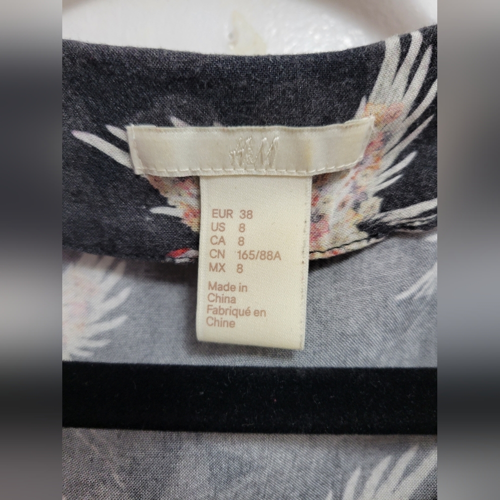 H&M Bird Top - Picture 3 of 3